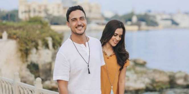 Liburan ke India, Hamish-Raisa Bak Raja dan Ratu