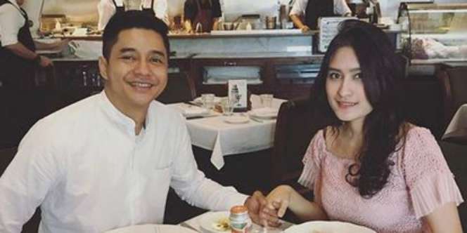 Beri Pacar Tas Mewah, Ekspresi Adly Fairuz Jadi Sorotan