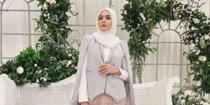 `Magnificent Hijab Style` ala Husna Mustaffa