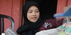 Gadis Pemulung Sampah Diterima Kuliah di Luar Negeri
