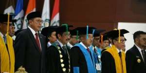 JK Terima Gelar Doktor Kehormatan dari UIN Alauddin