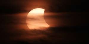 Bulan Darah Merah Muncul 31 Januari, Ini yang Wajib Kamu Tahu