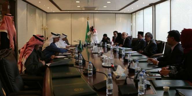 RI Minta Support Saudi untuk Jadi Tuan Rumah Mega Islamic Bank