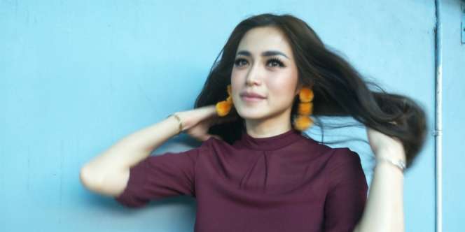 Ayu Ting Ting Pamer Depok Squad, Jedar Tertawa