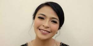 Ketika Tantri KOTAK Rela Tampil Cantik Demi Suami