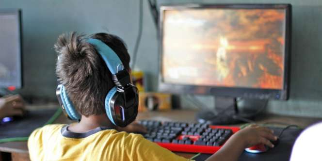  Gemas, Anak Kuras Tabungan Ibu Rp323 Juta untuk Game Online