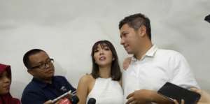 Ssstt Rahasia, Gisel Beri 3 Kiat Tetap Mesra dengan Gading