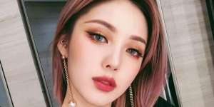 Beauty Vlogger Korea Pamer Lamborghini Hasil Ngevlog