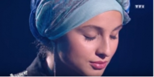 Peserta Berhijab Pukau Juri The Voice Prancis
