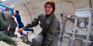 Dari Pencuci Kaca Mikroskop, Wanita Ini Luncurkan Satelit NASA