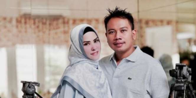 Pakai Gaun Indah dan Mahal, Angel Lelga Terjebur Kolam Renang