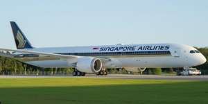 Pesawat Boeing 787-10 Pertama Milik SIA Layani Rute ke Osaka