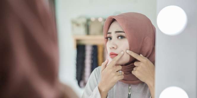 Terancam Buta Setelah Pencet Jerawat di 'Segitiga Kematian'
