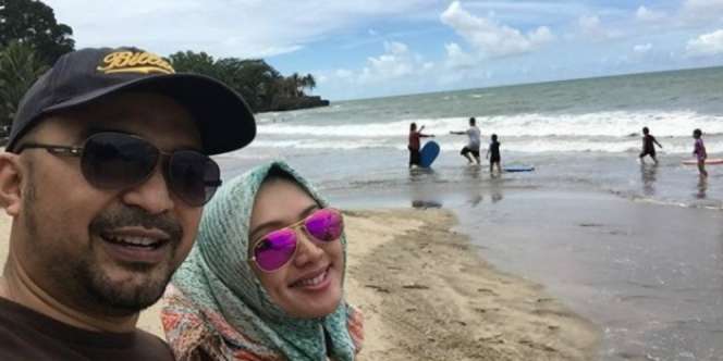 Terungkap Masa Lalu Istri David Chalik yang Cantik