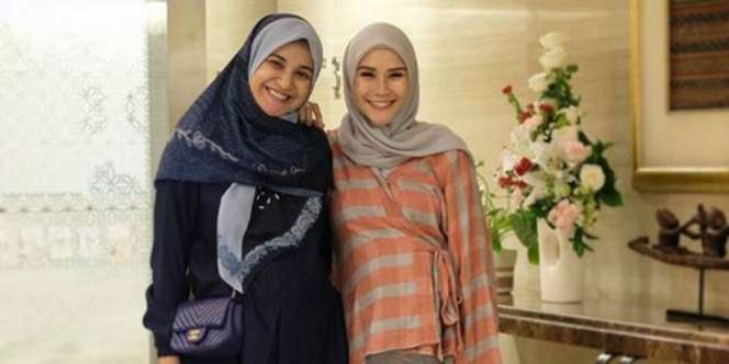 Adu Gaya Duo Bumil Shireen Sungkar-Zaskia Mecca, Pilih Mana?