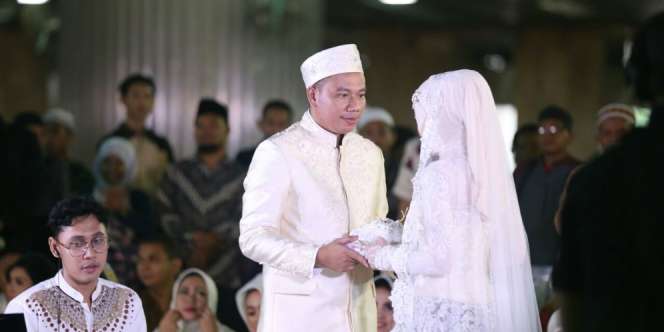 Vicky Prasetyo Lakukan Hal Ini Usai Jadi Suami Angel Lelga 