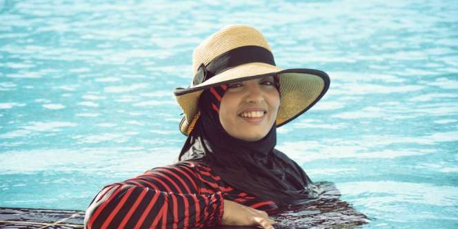 Perawatan Wajib Bagi Hijabers yang Ingin Berenang