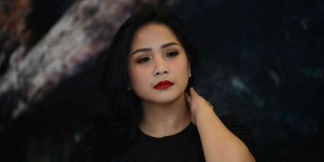 Mirip Daster, Ternyata Baju Nagita Seharga Motor