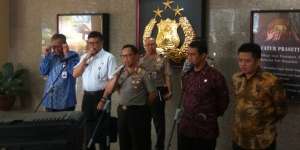 Kapolri Tegaskan Kekerasan ke Tokoh Agama Tak Ada Unsur Lain