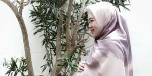 Putri Larasati: Melahirkan, Antara Hidup & Mati