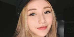 Calista Cuaca, Anak Konglomerat Indonesia yang Bergaya Glamor