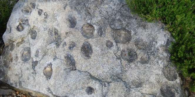 Misteri Batu 'Melahirkan' Terkuak, Begini Cerita di Baliknya