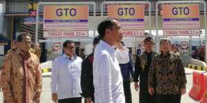 Berapa Upah Para Pekerja Program Padat Karya Jokowi?
