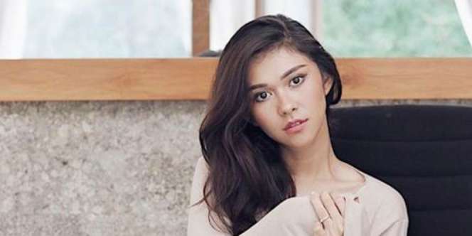 5 Penampilan Ini Bukti Nana Mirdad `Hot Mama`