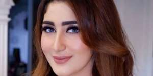 Pesona Mantan Istri Tommy Kurniawan, Mirip Kareena Kapoor!