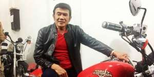 Wow! Rhoma Irama Disawer Harley Davidson