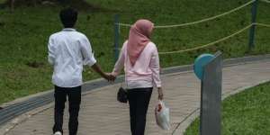 Trik Dompet `Aman` Saat Bersama Pasangan