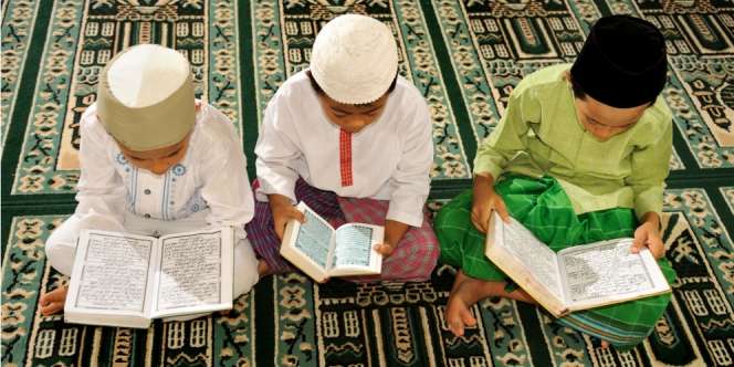 Para Orangtua, Ini 5 Kunci Memiliki Anak yang Saleh