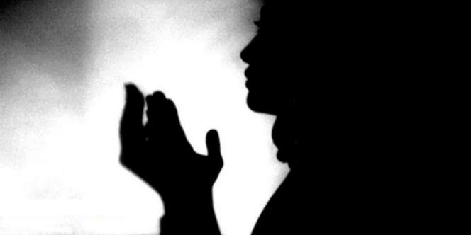 Kisah Rasulullah Ajarkan Berzikir dengan Jari-jari Tangan