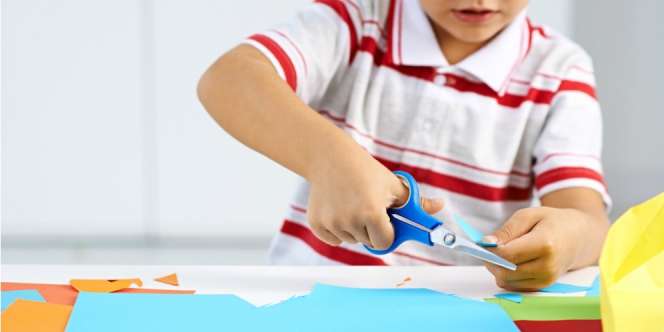 Jangan Dilarang, Ada Efek Positif Saat Si Kecil Main Gunting