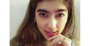 Ini Potret Suami Revi Mariska yang Jadi Sorotan Warganet