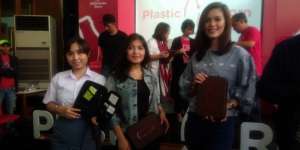 Tas Keren Ini Bikin Kepincut, Padahal dari Botol Plastik