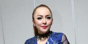 Kabar Mengejutkan Mantan Istri Farhat Abbas