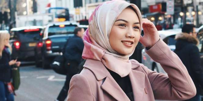 Bash Harry: Riasan Cepat Tanpa Foundation, Tetap Cantik Kok