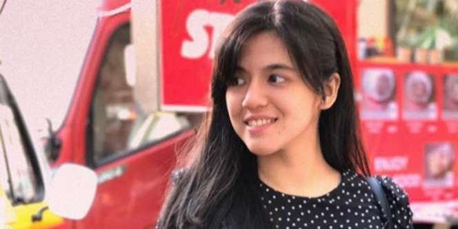 Selamat! DJ Una Melahirkan Seorang Putra, Wajahnya Bikin Gemas