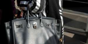 Berharga Fantastis, Tas Hermes Kok Berbau Jengkol?