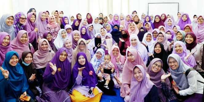Hijabee Surabaya: Ngobrol Soal Anggaran Nikah, Yuk Gabung!