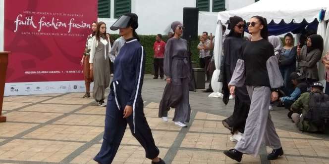 Baju Bersejarah Hijabers Australia Dipamerkan di Kota Tua