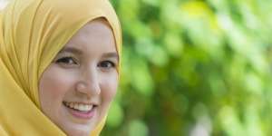 5 Bahan Rumahan yang Ajaib Putihkan Gigi