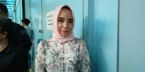 Tak Lagi Berbusana Syar'i, Alasan Salmafina Mengejutkan