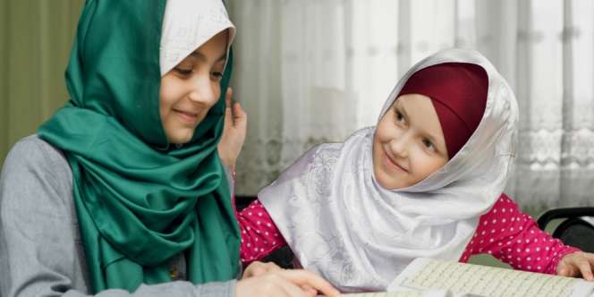 Mendidik Anak Berakhlak Mulia, Ini Kuncinya