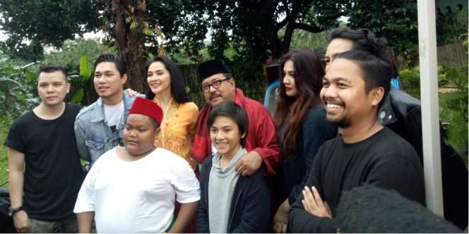 Dibikin Film, `Si Doel` Kaget Dengar Reaksi Zaenab dan Sarah