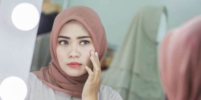 Hati-hati! Salah Pilih Hijab Bisa Sebabkan Jerawat