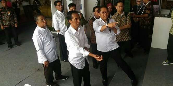 Dituduh Bocorkan NIK ke Intelijen China, Ini Kata Menkominfo