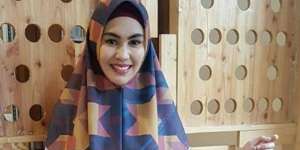 Pakai Cadar, Kartika Putri Dapat Perlakuan Tidak Menyenangkan