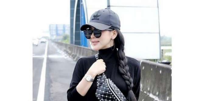 Sempat Viral, OOTD Mewah Syahrini di Jalan Tol Bikin Gemetar